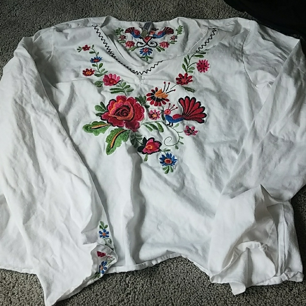 Embroidered white long sleeve shirt